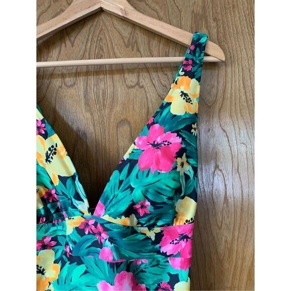 Old Navy Tie-Back One-Piece Swimsuit Tropical Floral Size XL - Picture 6 of 12